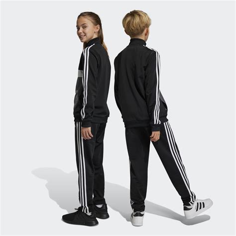 adidas Essentials 3.